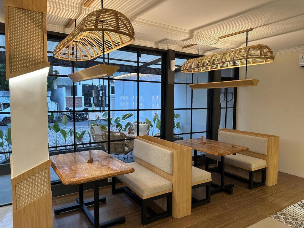 Hotel Masri Living By Daphna International Yogyakarta Esterno foto