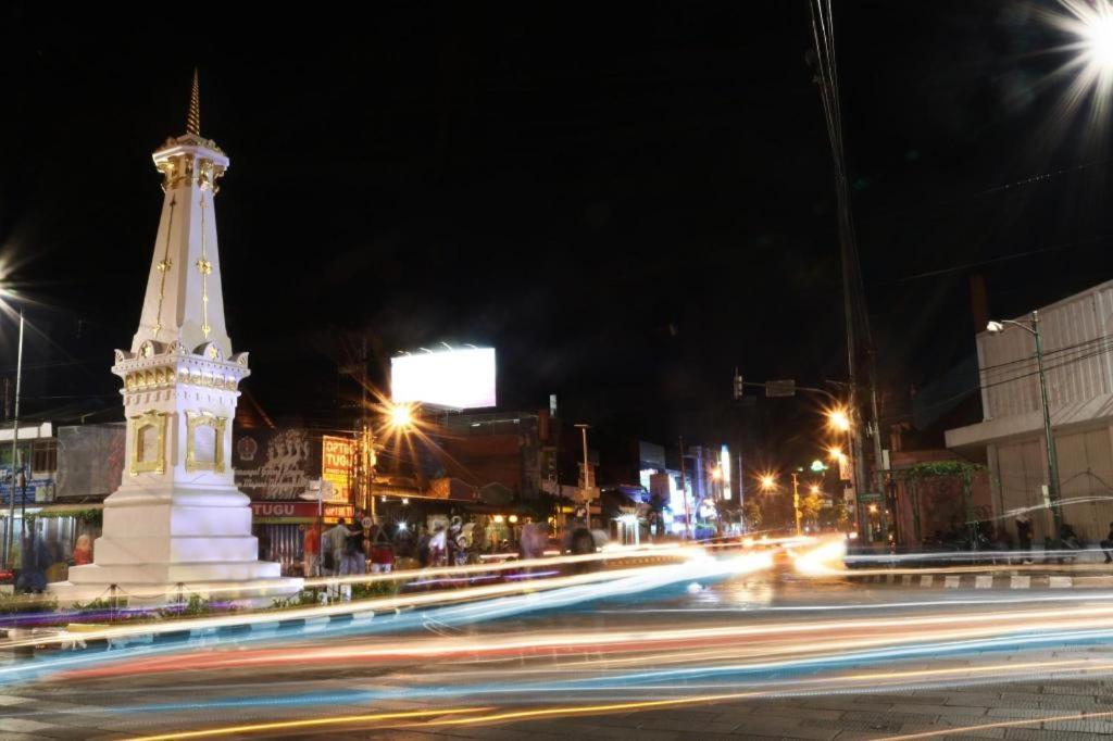 Hotel Masri Living By Daphna International Yogyakarta Esterno foto